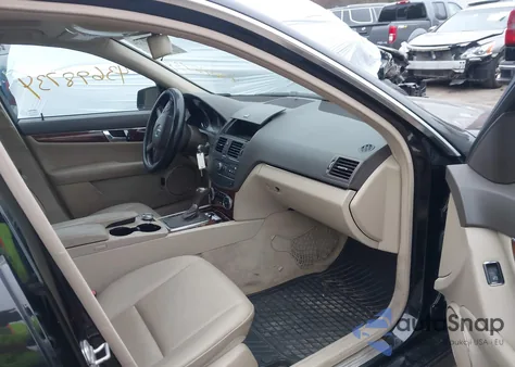 2010 Mercedes-Benz C 300 Sport 4Matic from USA, damaged, VIN WDDGF8BB0AF414121